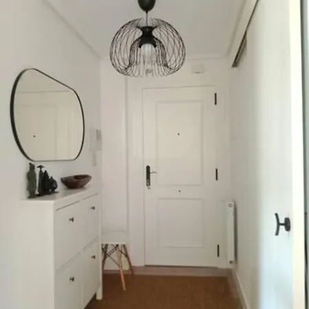 Con Suite, Zona De Trabajo Y Yoga Wifi Y Garaje Apartment Castro Urdiales
