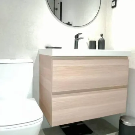 Con Suite, Zona De Trabajo Y Yoga Wifi Y Garaje Apartment Castro Urdiales