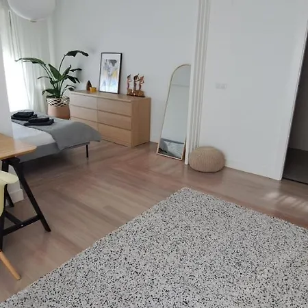 Con Suite, Zona De Trabajo Y Yoga Wifi Y Garaje Apartamento *