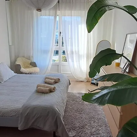 Con Suite, Zona De Trabajo Y Yoga Wifi Y Garaje Castro Urdiales