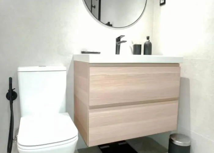 Con Suite, Zona De Trabajo Y Yoga Wifi Y Garaje Apartamento Castro Urdiales