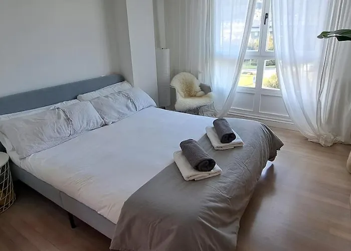 Apartamento Con Suite, Zona De Trabajo Y Yoga Wifi Y Garaje Castro Urdiales