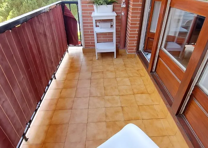 Apartamento Con Suite, Zona De Trabajo Y Yoga Wifi Y Garaje Castro Urdiales