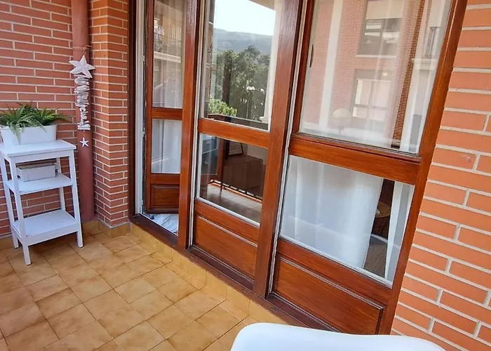 Apartamento Con Suite, Zona De Trabajo Y Yoga Wifi Y Garaje Castro Urdiales