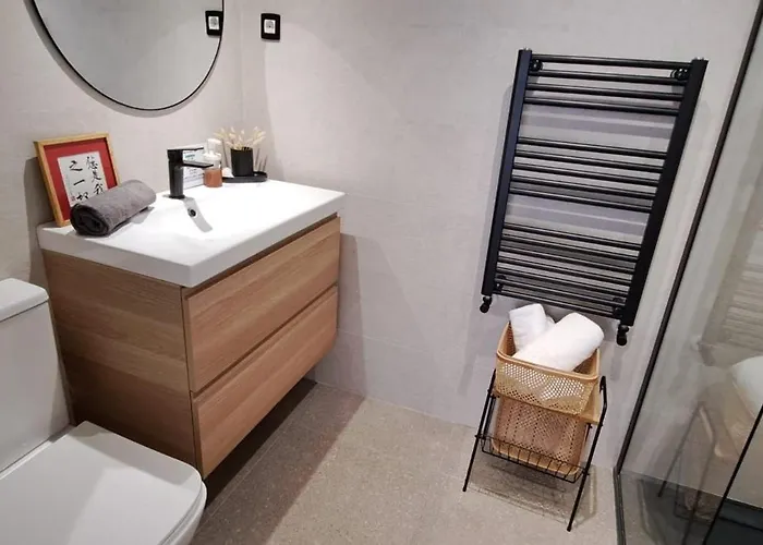 Con Suite, Zona De Trabajo Y Yoga Wifi Y Garaje * Castro Urdiales